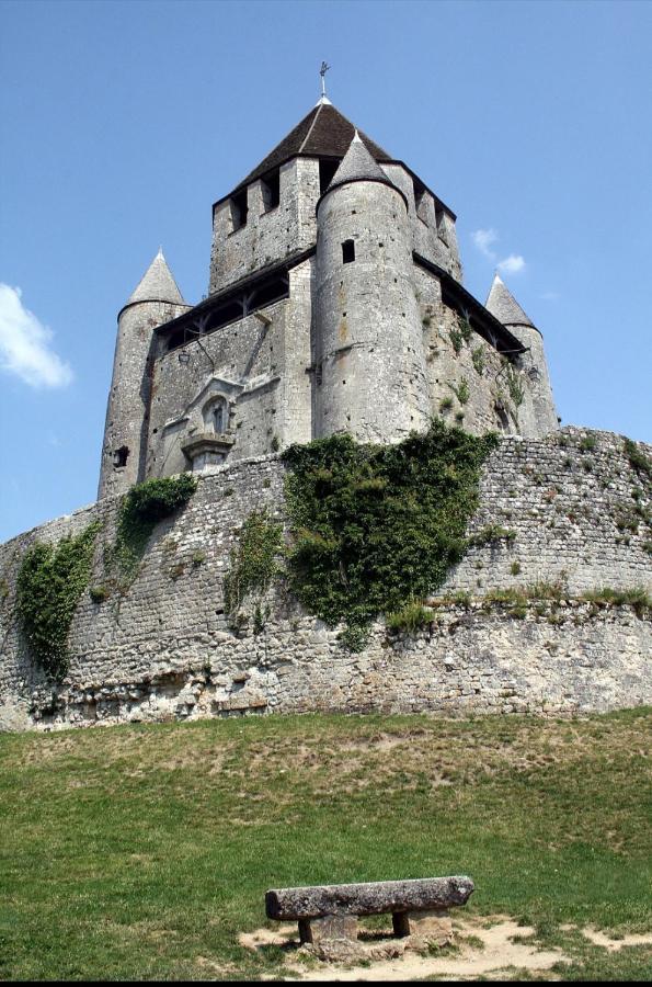 Detente Provinoise Provins Exterior photo
