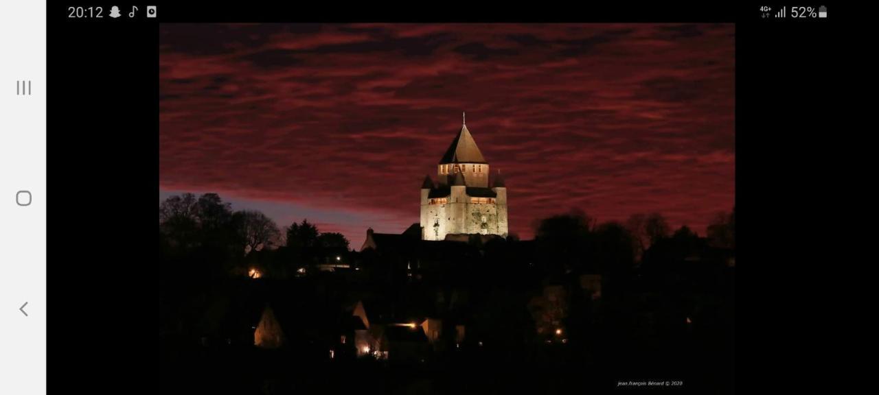 Detente Provinoise Provins Exterior photo